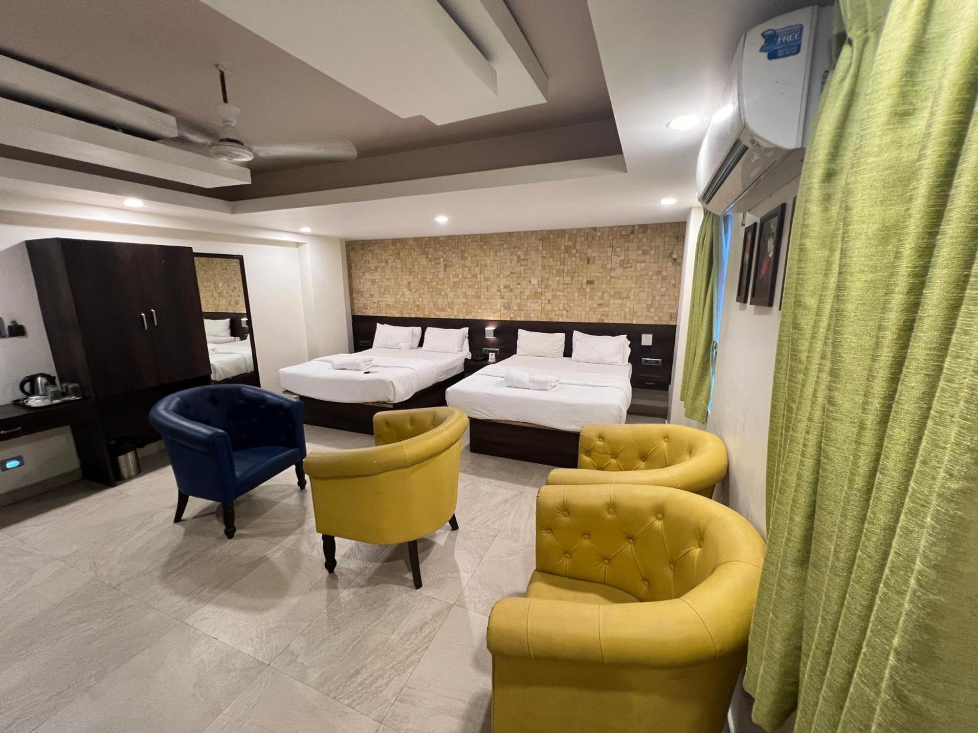 Diviyum Manor Hotell Port Blair Exteriör bild