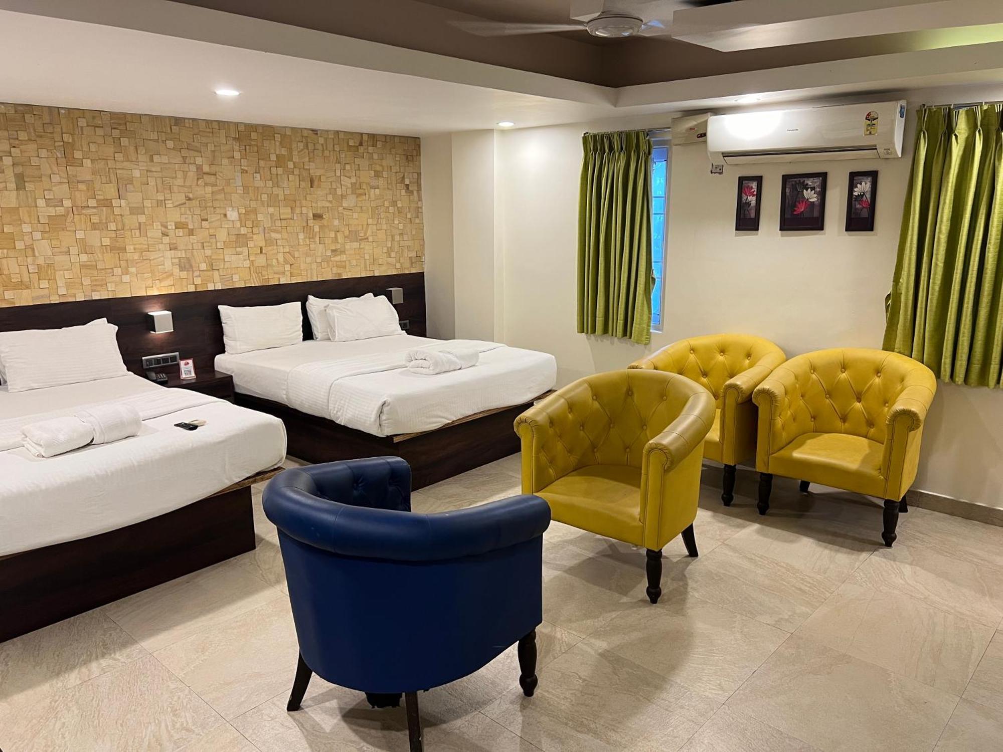 Diviyum Manor Hotell Port Blair Exteriör bild